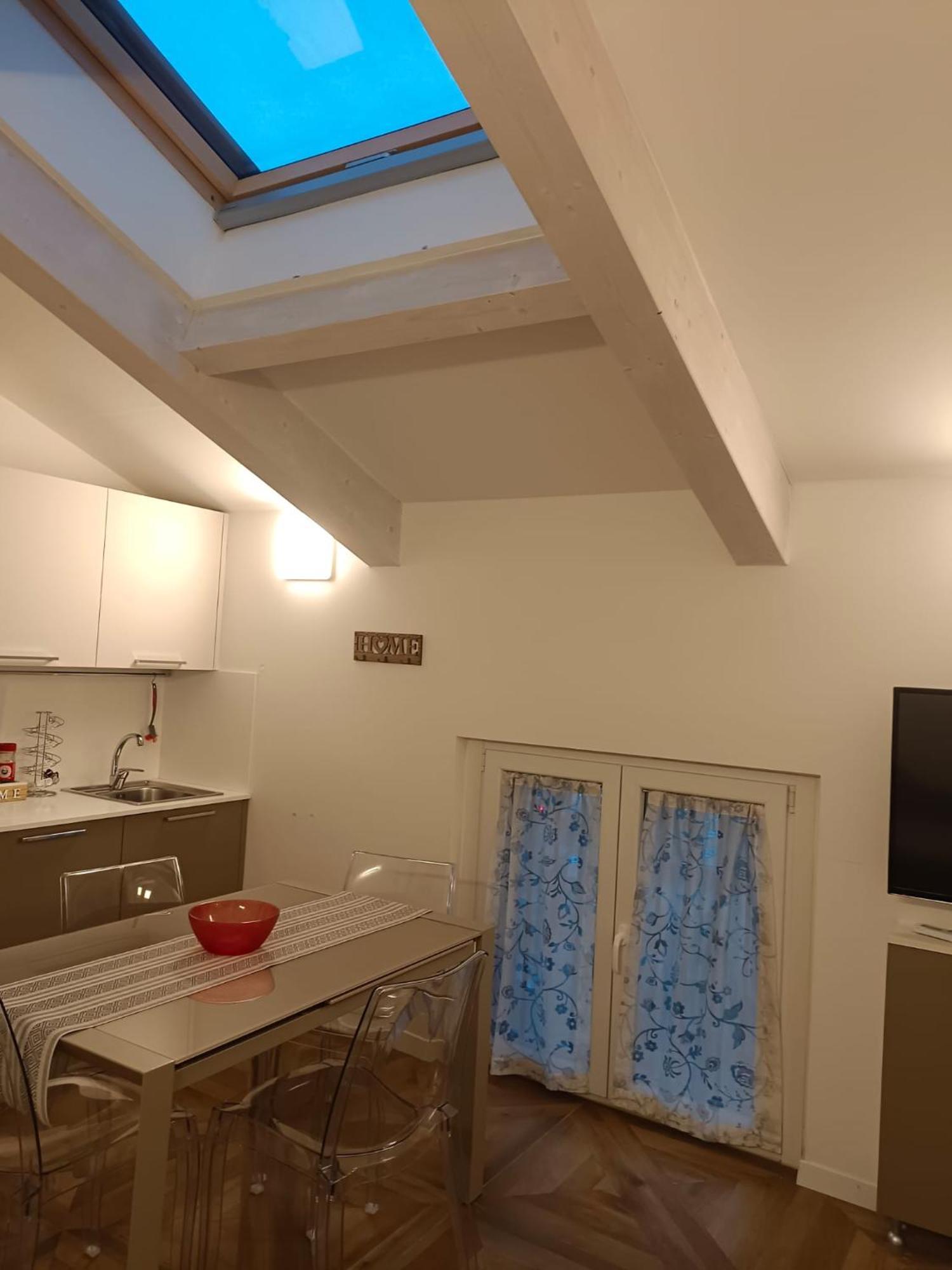 Luminoso Bilocale Zona Tibaldi Bocconi Apartamento Milão Exterior foto