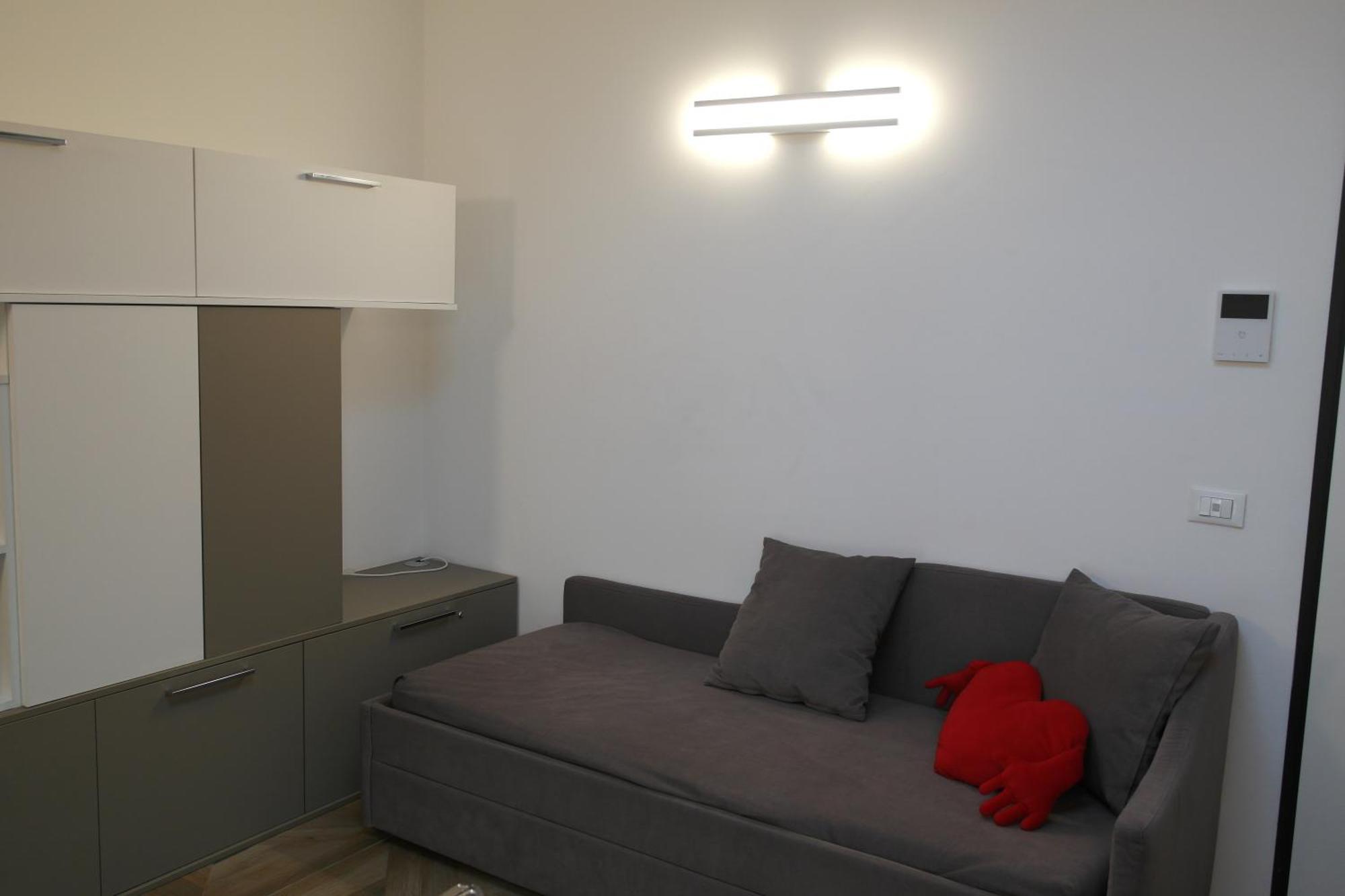 Luminoso Bilocale Zona Tibaldi Bocconi Apartamento Milão Exterior foto